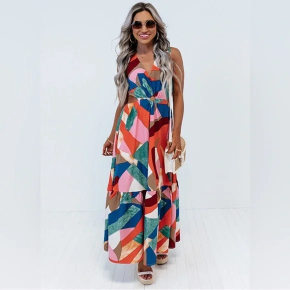 Vici Cutout Midi Dress - Picture 2 of 9